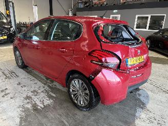 Peugeot 208 1.2 PureTech Automaat picture 21