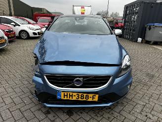 Volvo V-40 2.0 D2 R-Design Business picture 30