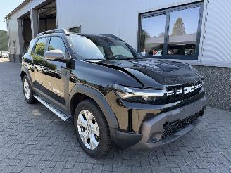 skadebil auto Dacia Duster 1.8 hybrid 155 expression 2026/5