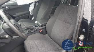 Peugeot 508 508 (8D), Sedan, 2010 / 2018 1.6 THP 16V picture 14