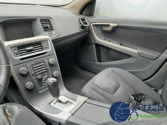 Volvo S-60 S60 II (FS), Sedan, 2010 / 2018 1.6 T4 16V picture 14