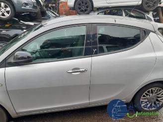 Lancia Ypsilon Ypsilon (312), Hatchback, 2011 0.9 TwinAir 85 picture 8