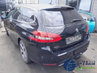 Peugeot 308 308 SW (L4/L9/LC/LJ/LR), Combi 5-drs, 2014 / 2021 1.2 12V e-THP PureTech 130 picture 3