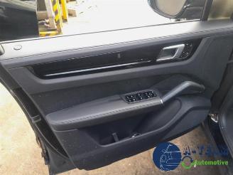 Porsche Cayenne Cayenne III (9YA), SUV, 2017 2.9 Biturbo V6 24V S picture 23