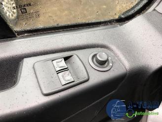 Opel Vivaro Vivaro, Van, 2014 / 2019 1.6 CDTI BiTurbo 120 picture 26