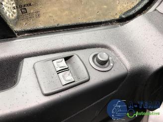 Opel Vivaro Vivaro, Van, 2014 / 2019 1.6 CDTI BiTurbo 120 picture 26