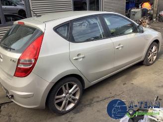 Hyundai I-30 i30 (FD), Hatchback, 2007 / 2011 1.6 CVVT 16V picture 10