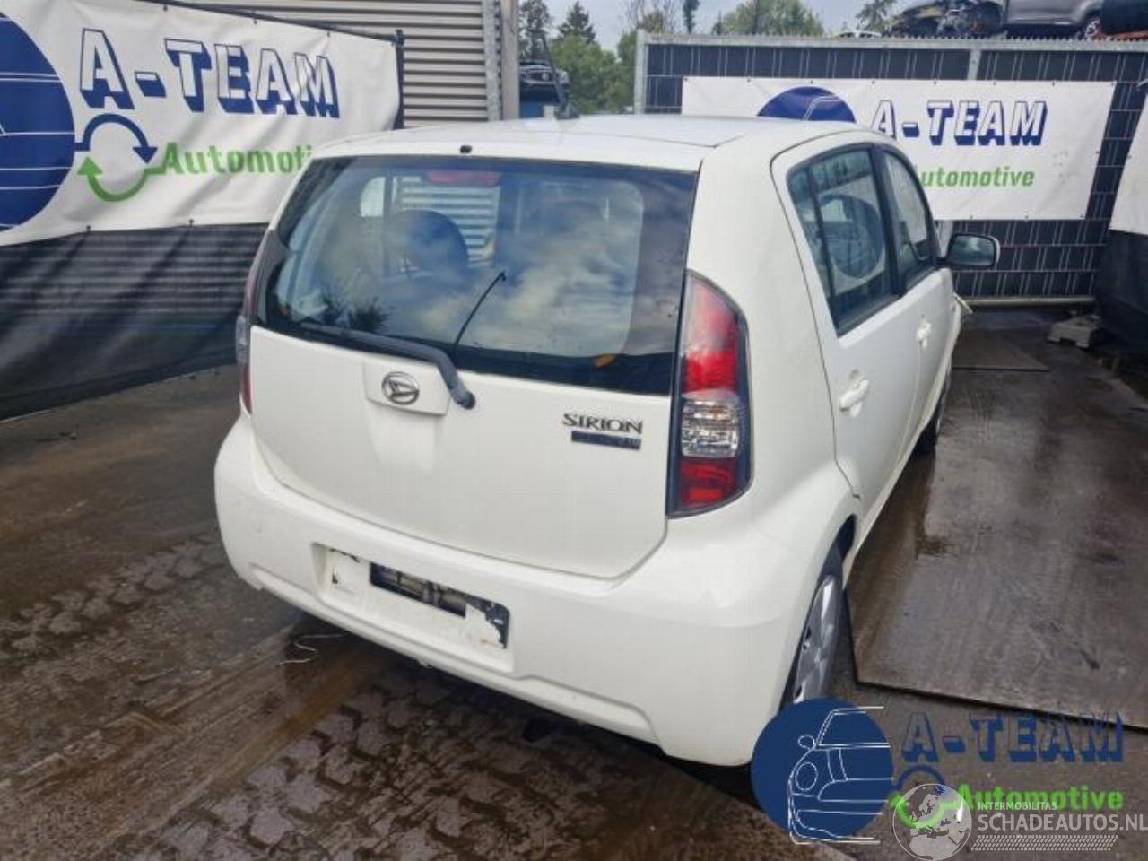 Daihatsu Sirion Sirion 2 (M3), Hatchback, 2005 1.0 12V DVVT