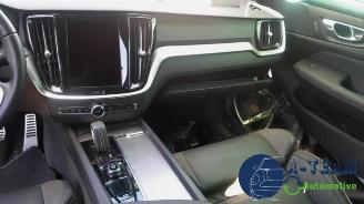 Volvo V-60 V60 II (ZW), Combi, 2018 2.0 B4 16V Mild Hybrid Geartronic picture 19