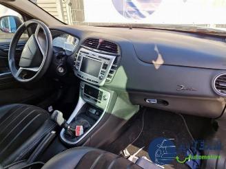 Lancia Delta Delta (844), Hatchback, 2008 / 2014 1.4 T-Jet 16V 150 picture 15