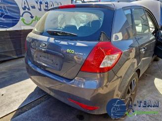 Kia Cee d Cee'd (EDB5), Hatchback 5-drs, 2006 / 2012 1.4 CVVT 16V picture 9