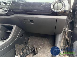 Volkswagen Up! Up! (121), Hatchback, 2011 1.0 12V 75 picture 13