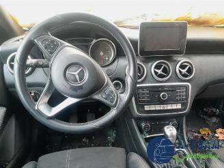 Mercedes A-klasse A (W176), Hatchback, 2012 / 2018 2.2 A-200 CDI, A-200d 16V picture 10
