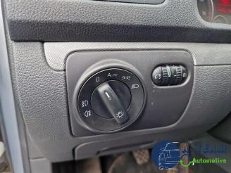 Volkswagen Jetta Jetta III (1K2), Sedan, 2005 / 2010 1.4 TSI 160 16V picture 28