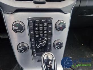 Volvo V-40 V40 (MV), Hatchback 5-drs, 2012 / 2019 1.5 T2 16V Geartronic picture 22