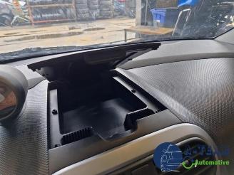 Opel Agila Agila (B), MPV, 2008 / 2014 1.0 12V picture 33