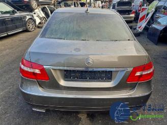 Mercedes E-klasse E (W212), Sedan, 2009 / 2016 E-550 5.5 V8 32V 4-Matic picture 2