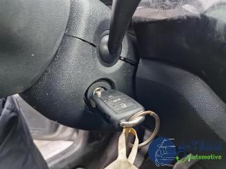 Volkswagen Up! Up! (121), Hatchback, 2011 1.0 12V 60 picture 32