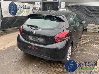 Vrakbiler auto Peugeot 208 208 I (CA/CC/CK/CL), Hatchback, 2012 / 2019 1.2 Vti 12V PureTech 82 2016/3