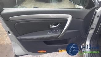 Renault Laguna Laguna III (BT), Hatchback 5-drs, 2007 / 2015 2.0 16V Hi-Flex picture 25