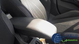 Peugeot 208 208 I (CA/CC/CK/CL), Hatchback, 2012 / 2019 1.4 HDi picture 21