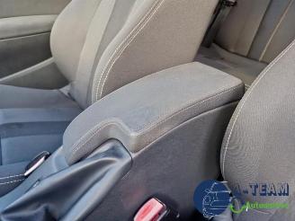 Renault Mégane Megane III Coupe (DZ), Hatchback 3-drs, 2008 / 2016 1.4 16V TCe 130 picture 26