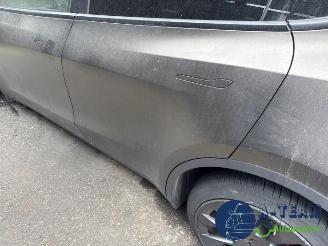 Tesla Model Y Model Y (5YJY), SUV, 2019 / 2025 Long Range,Performance picture 29