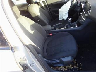 Peugeot 308  picture 14