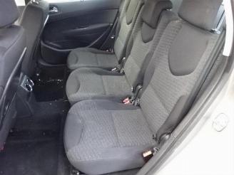 Peugeot 308  picture 14