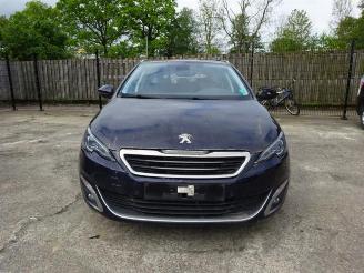 Vrakbiler auto Peugeot 308 308 SW (L4/L9/LC/LJ/LR), Combi 5-drs, 2014 / 2021 1.2 12V e-THP 2014/12