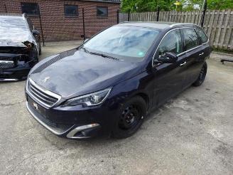 Peugeot 308 308 SW (L4/L9/LC/LJ/LR), Combi 5-drs, 2014 / 2021 1.2 12V e-THP picture 2