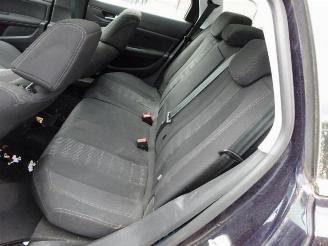 Peugeot 308 308 SW (L4/L9/LC/LJ/LR), Combi 5-drs, 2014 / 2021 1.2 12V e-THP picture 12