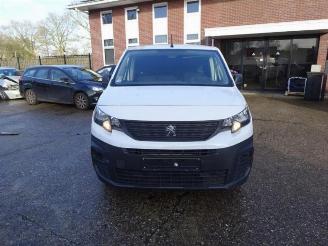 Salvage car Peugeot Partner Partner (EF/EU), Van, 2018 1.6 BlueHDi 100 2019/4