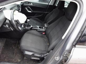 Peugeot 308 308 SW (L4/L9/LC/LJ/LR), Combi 5-drs, 2014 / 2021 1.6 BlueHDi 120 picture 11