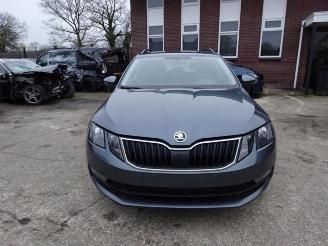 Uttjänta bilar auto Skoda Octavia Octavia Combi (5EAC), Combi 5-drs, 2012 / 2020 1.6 TDI 16V 2019/8