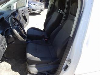 Volkswagen Caddy Caddy IV, Van, 2015 2.0 TDI 102 picture 9