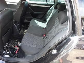 Skoda Octavia Octavia Combi (5EAC), Combi 5-drs, 2012 / 2020 2.0 TDI GreenTec 16V picture 11