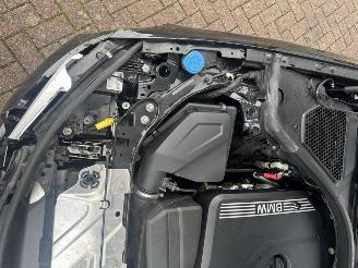 BMW 3-serie 320i xDrive High Executive picture 13