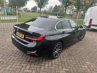 BMW 3-serie 320i xDrive High Executive picture 5