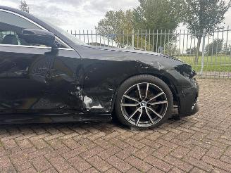 BMW 3-serie 320i xDrive High Executive picture 8