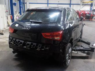 Audi A1 A1 (8X1/8XK) Hatchback 3-drs 1.2 TFSI (CBZA) [63kW]  (05-2010/04-2015)= picture 3