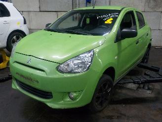 Vrakbiler auto Mitsubishi Space-star Space Star Hatchback 1.0 12V Mivec AS&G (3A90) [51kW]  (05-2012/...) 2014/1