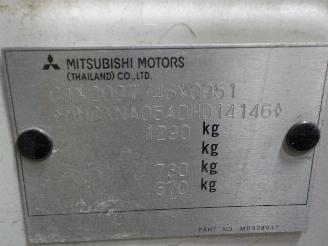 Mitsubishi Space-star Space Star Hatchback 1.0 12V Mivec AS&G (3A90) [51kW]  (05-2012/...) picture 6