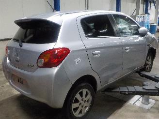 Mitsubishi Space-star Space Star (A0) Hatchback 1.0 12V (3A90(Euro 5)) [52kW]  (05-2012/...)= picture 3