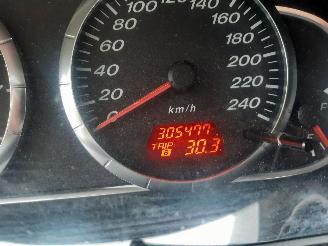 Mazda 6 6 Sport (GG14) Hatchback 2.0i 16V S-VT (LFH1) [108kW]  (03-2005/09-200=
7) picture 2