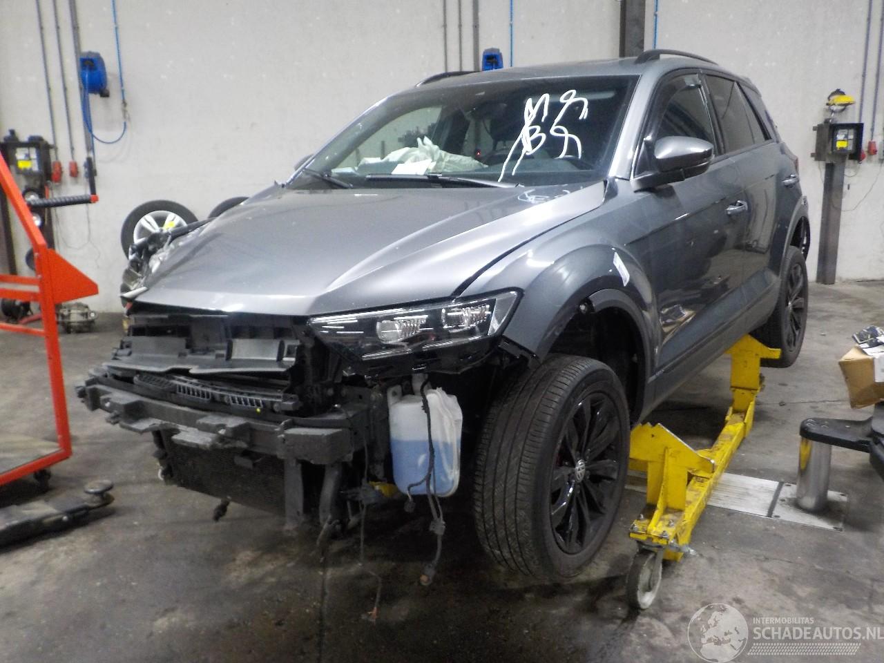 Volkswagen T-Roc T-Roc SUV 1.5 TSI Evo BMT 16V (DADA) [110kW]  (11-2017/...)