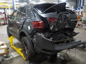 Volkswagen T-Roc T-Roc SUV 1.5 TSI Evo BMT 16V (DADA) [110kW]  (11-2017/...) picture 4