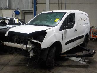 Vrakbiler auto Peugeot Partner Partner (GC/GF/GG/GJ/GK) Van 1.6 HDI, BlueHDI 75 (DV6FE(BHW)) [55kW]  =
(07-2011/12-2018) 2017/0