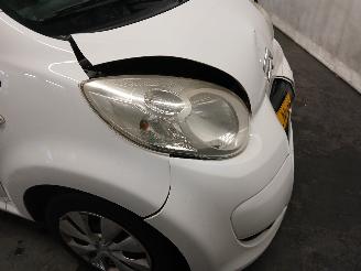 Citroën C1 C1 Hatchback 1.0 12V (1KR-FE(CFB)) [50kW]  (06-2005/09-2014) picture 18