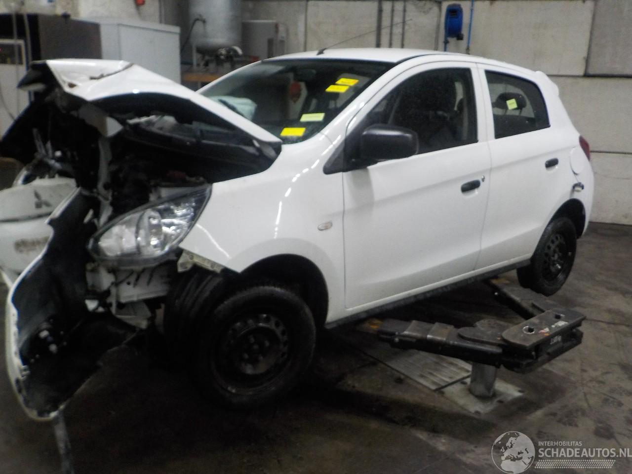 Mitsubishi Space-star Space Star (A0) Hatchback 1.0 12V (3A90(Euro 5)) [52kW]  (05-2012/...)=